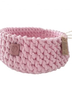 Pleciony koszyczek różowy