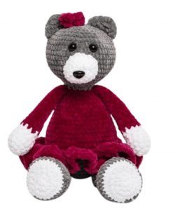 Szydełkowy, szary miś w sukience