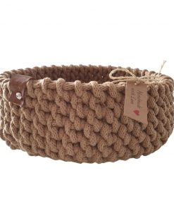 Pleciony koszyczek brązowy