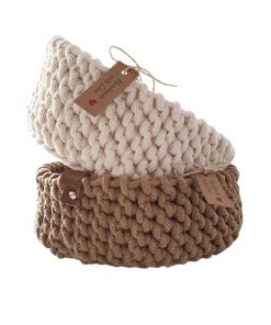 Pleciony koszyczek kremowy