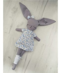 Szary króliczek w sukience