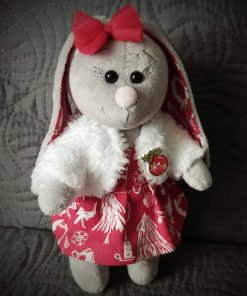 Króliczka w świątecznym ubranku