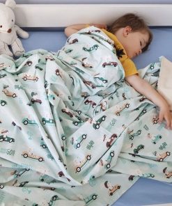 Duża naturalna kołderka "Pędzące króliki"