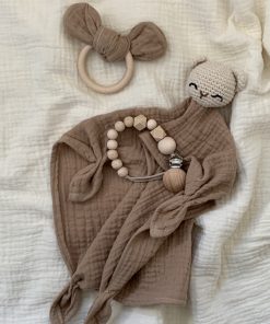 Przytulanka brązowy miś muślinowy