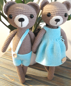 Szydełkowy miś w sukience