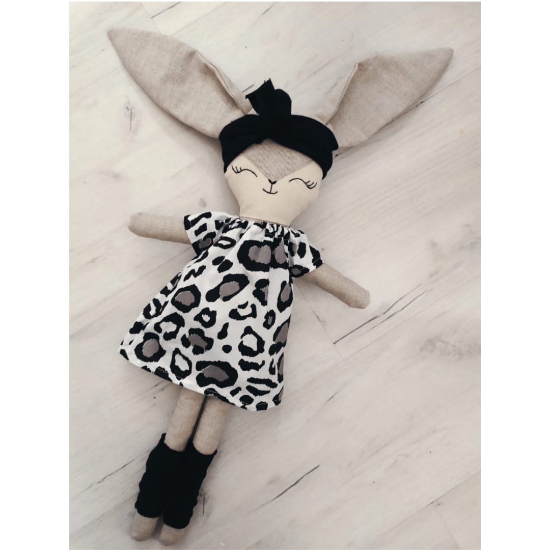 Króliczek w sukience w panterkę