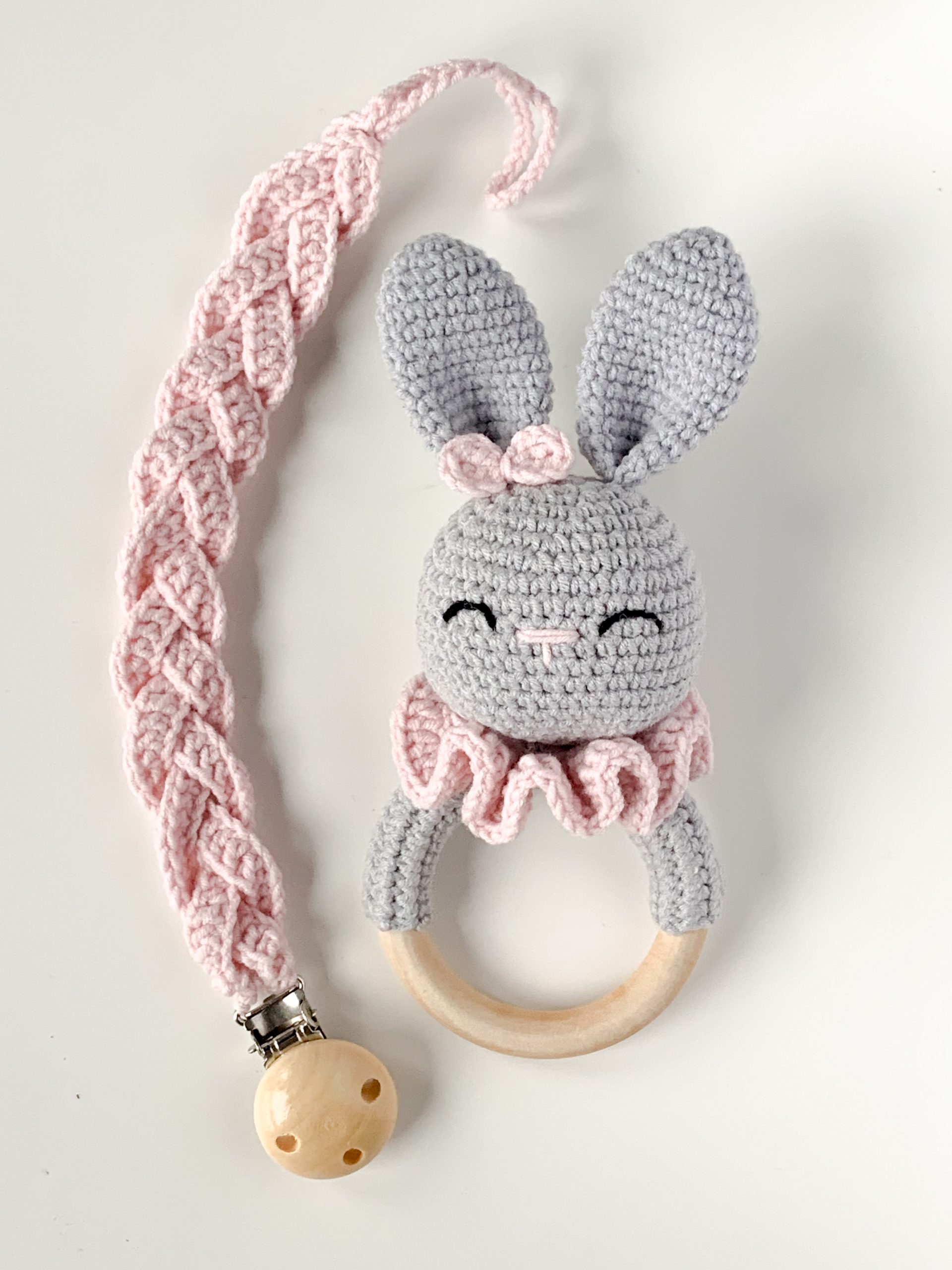 Zestaw grzechotka + zawieszka do smoczka 2