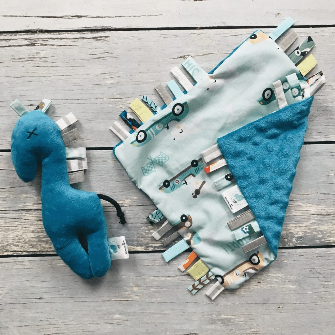 Żyrafokonik, króliczki w autach